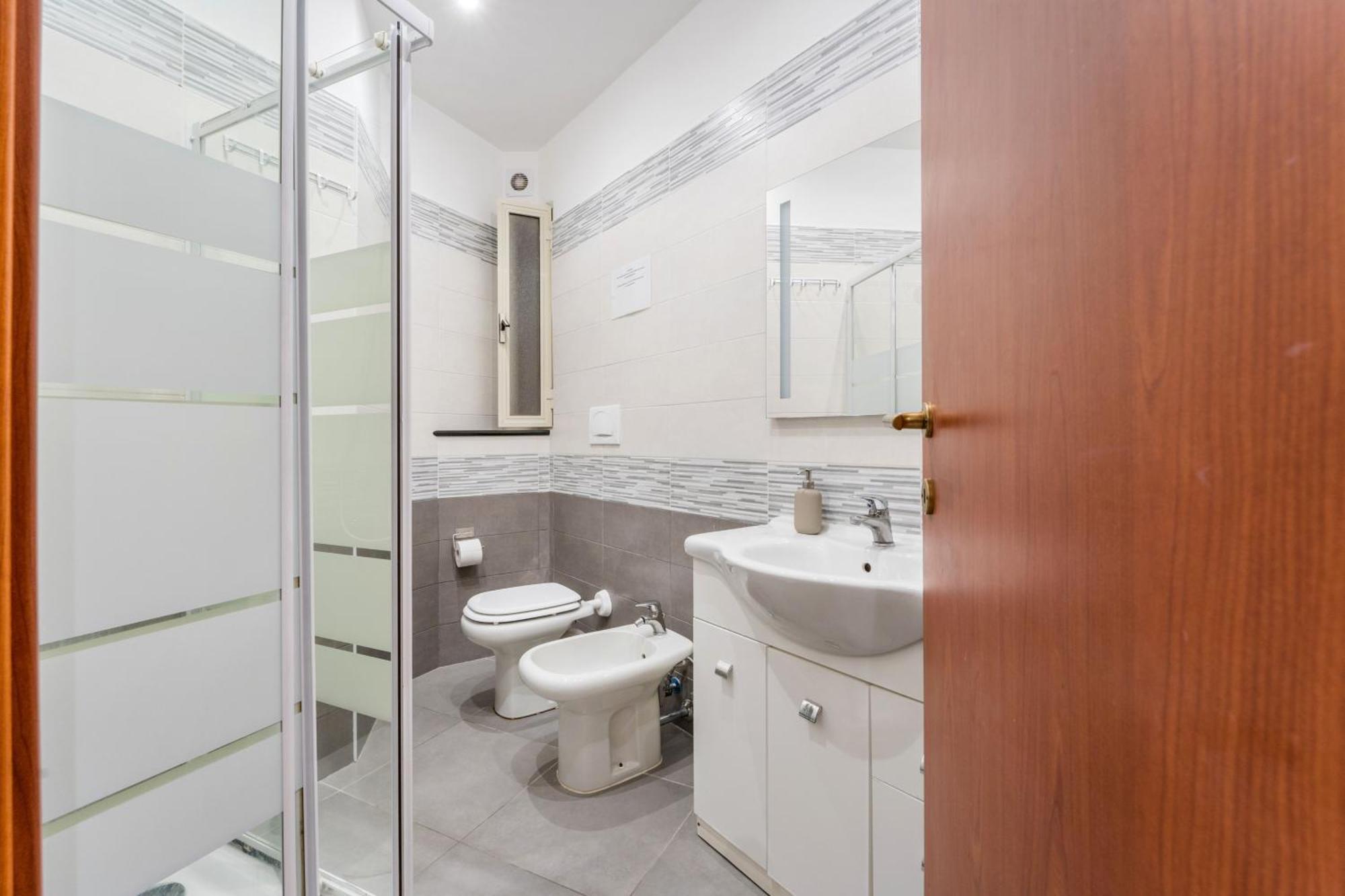Fl Apartments Il Piccolo Borgo Di Trastevere Рим Екстериор снимка